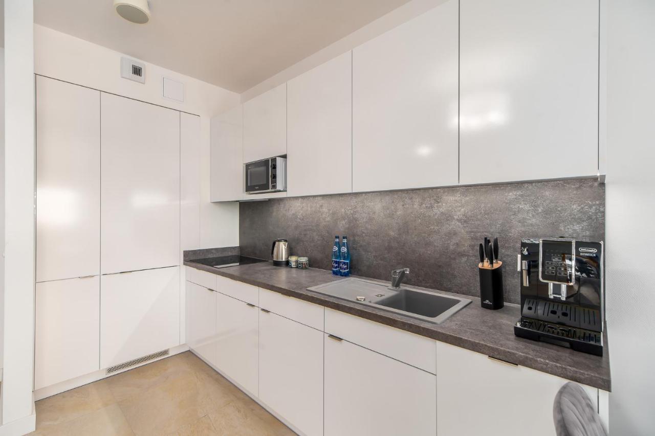 Family Holiday Apartment Aquamarina Prima By Noclegi Renters ミエンジズドロイェ エクステリア 写真